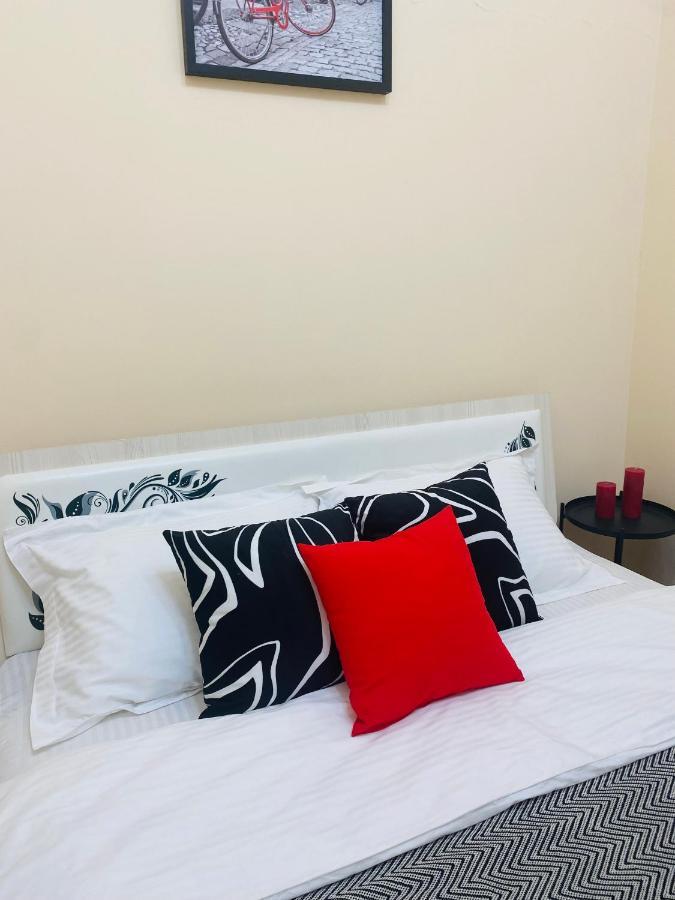 Like Home Apartments&Rooms Almaty Exterior photo